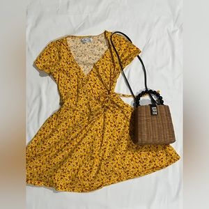 Hollister yellow floral dress-NEW